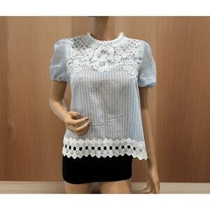alice blue top With White Lace Design Short Sleeve Balloons Style Size Small